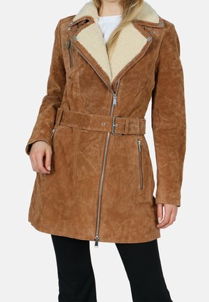 Abrigo de invierno - cognac