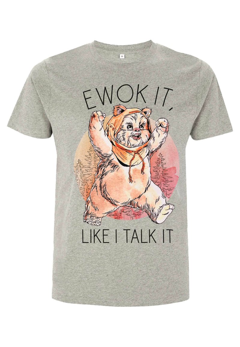 Šedé tričko s krátkým rukávem s barevným grafickým zobrazením Ewoka a textem "EWOK IT, LIKE I TALK IT," na kulatém pozadí.