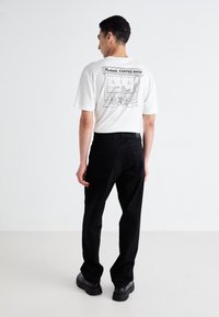 Only & Sons ONSFIVE BAGGY - Túlméretezett farmernadrág - black