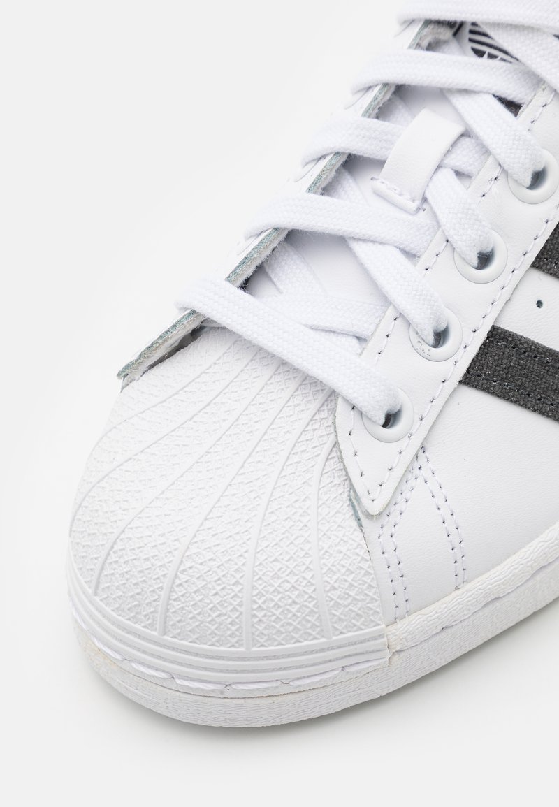adidas superstar white zalando