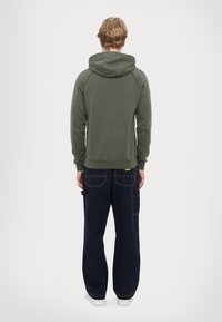 EA7 Emporio Armani FELPA - Melegítőfelső - beetle