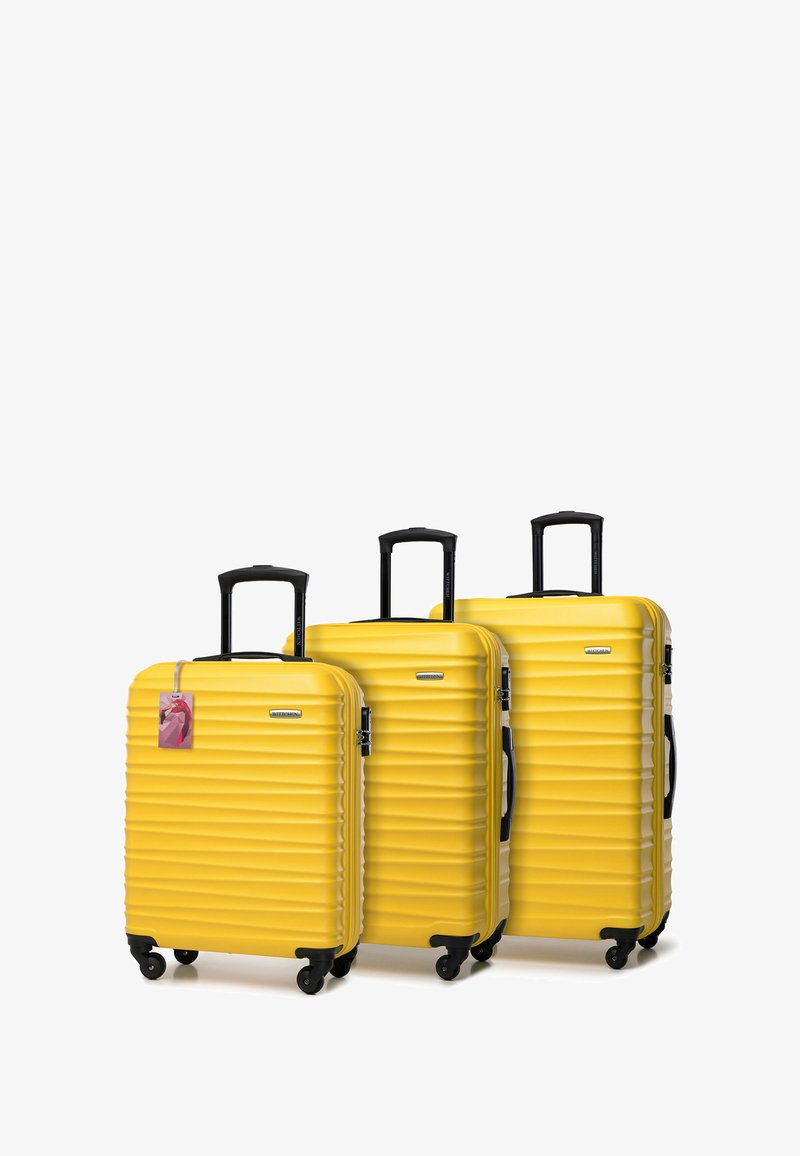 WITTCHEN LUGGAGE SET WITH TAG FROM ABS - Sada zavazadel - yellow