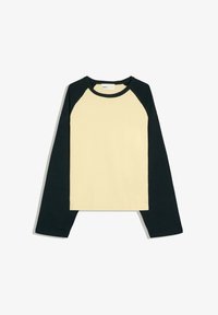 Unselected, light yellow