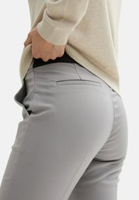 TOM TAILOR MIA SLIM - Chino kalhoty - explicit grey