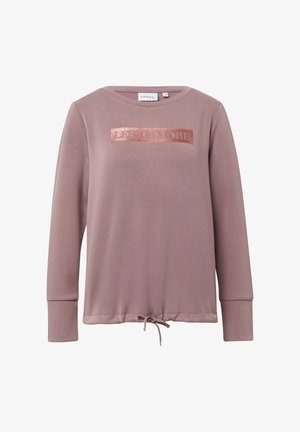 Roze sweatshirt van zachte stof, met lange mouwen en een ronde halslijn. "LESS IS MORE" in glanzend rosé goud gedrukt op de voorkant, met een trekkoord aan de onderkant.