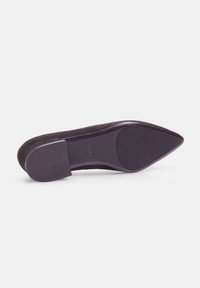 Bata Balerinos stiliaus laivutės - nero