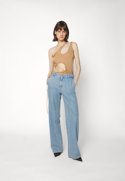 Materiel GATHEREDY CUT OUT - Μπλούζα - tan