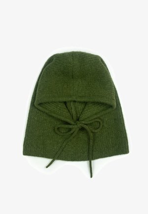 Bonnet vert tricoté avec un revers plié et un détail nœud papillon à l'avant. Texture douce avec un motif côtelé.