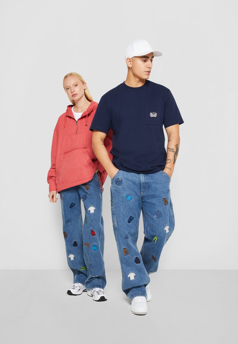 GAP SEAN WOTHERSPOON X GAP EMBROIDERY DENIM CARPENTER PANT - Jeans 