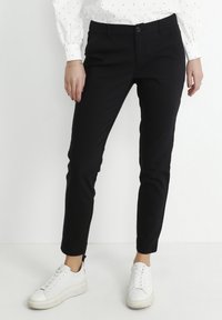 Culture CUALPHA - Hlače chino - black