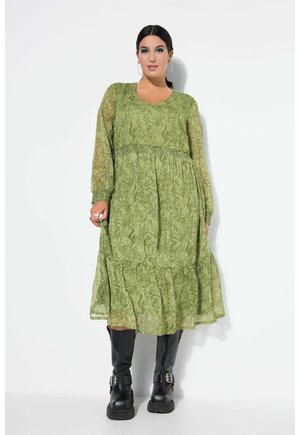 MIDI GLITZERFÄDEN - Freizeitkleid - palm green