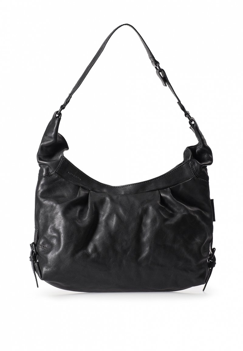 Czarna skórzana torba na ramię o miękkim, teksturowanym wykończeniu, z zagiętymi akcentami, pojedynczym paskiem oraz zamykaną na zamek boczną kieszenią.