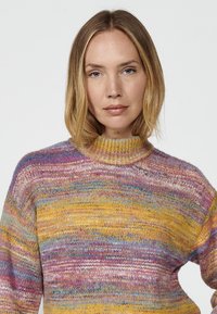 Koroshi Pulover - multicolor