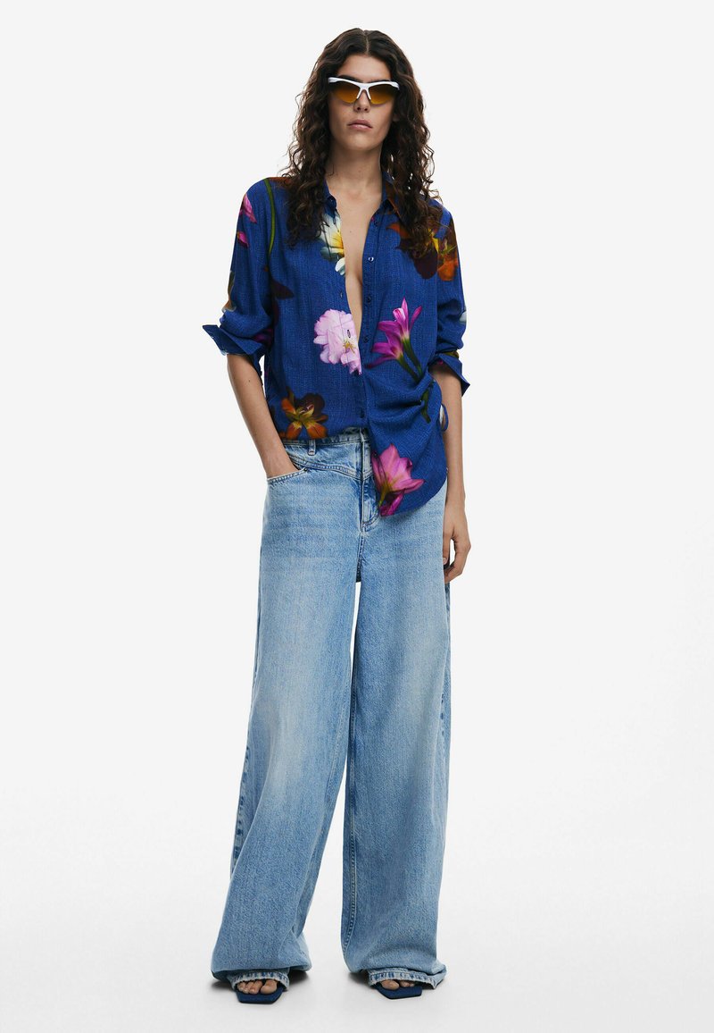 Chemisier Desigual Blanc XL – Coton Imprimé Fleuri, Manches Longues, état TB