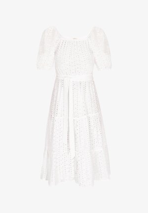 Wit katoen jurk met een vierkante halslijn, korte pofmouwen, een oogjespatroon, een gestrikt ceintuur op de taille en een gelaagde rok.