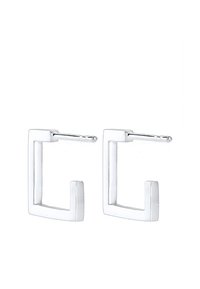 Silberne quadratische Creolen mit geometrischem Design. Glatte Textur und polierte Oberfläche. Verfügen über einen geraden Steckverschluss zur Sicherung.
