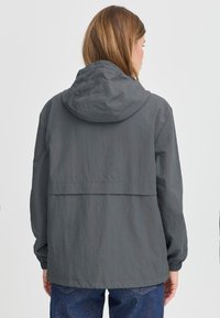 Thumbnail Image 3