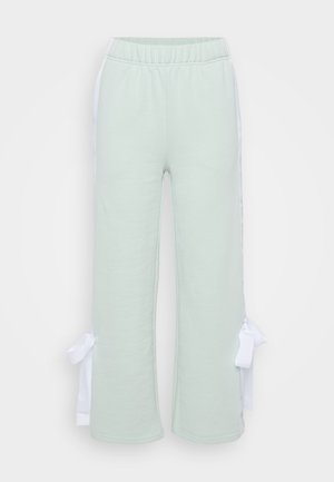 Even&Odd Petite Pantaloni sportivi - light green