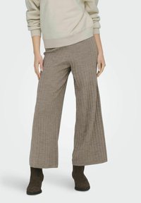 Trousers - beige