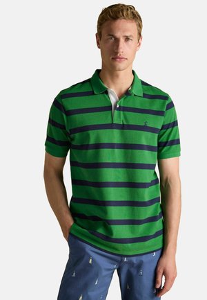 Gestreiftes Polohemd in Grün und Marineblau mit klassischem Kragen, kurzen Ärmeln und kleinem Logo auf der Brust. Weiches Baumwollmaterial.