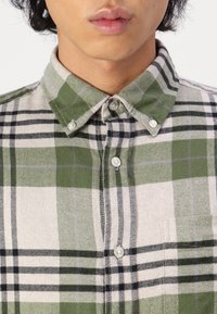 Jack & Jones JPRBLUNORRIS 2 PACK - Camisa - navy/cypress