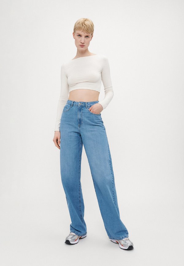 VMKIRSA WIDE - Wide Leg3