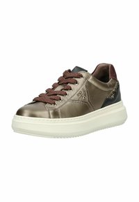 Metallic bronze sneakers med tekstureret overflade, bordeaux snørebånd, hvid sål og sort hælaccent. Har stikninger og logo.