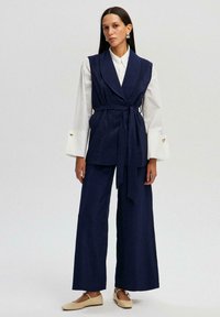 SET - Waistcoat - navy blue
