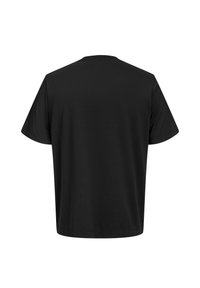 Camiseta negra de manga corta con cuello redondo y un corte relajado. Tejido de algodón suave con una textura lisa. Sin logotipos ni patrones visibles.