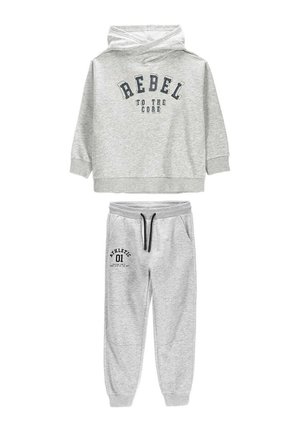 Coccodrillo, SET, mleczny