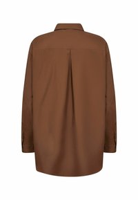 Brown long-sleeve shirt featuring a collar, a central back pleat, and button cuffs. Smooth texture with minimalist design and no visible patterns.
