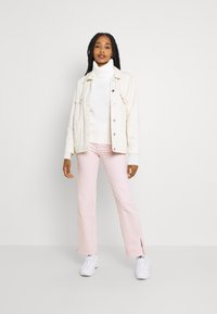 JDY JDYJADY JUSTY COWLNECK  - Camisola - cloud dancer