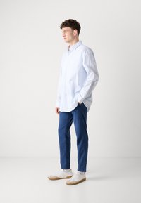 Thumbnail Image 6
