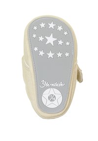Canvas shoe with a light beige upper, grey rubber sole featuring star patterns, and "Sterntaler" branding in white. Size 17/18 indicated.