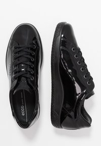 ECCO Matalavartiset tennarit - black