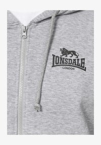 Ej vald, marl grey black