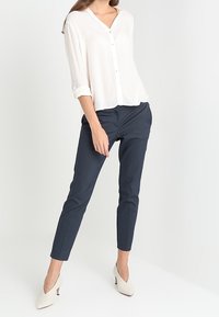 TOM TAILOR Tygbyxor - dark blue