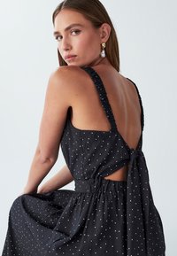 WILLA LILIANA - Maxi-jurk - black based dot