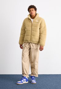 Nike Sportswear DUNK RETRO SE - Høye joggesko - phantom/racer blue/pale ivory/gum yellow/obsidian