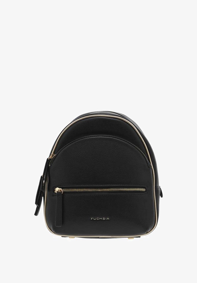 Sac à dos en simili cuir noir avec une forme arrondie, accents en métal doré, poche zippée à l'avant et nom de la marque "FUCHSIA" embossé à l'avant.