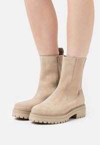 Anna Field Wide Fit Platform-nilkkurit - beige