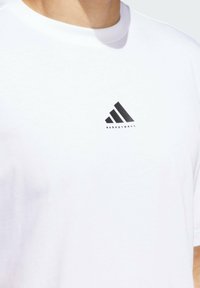 adidas Performance SELECT FOUNDATION - Sports T-shirts - white black