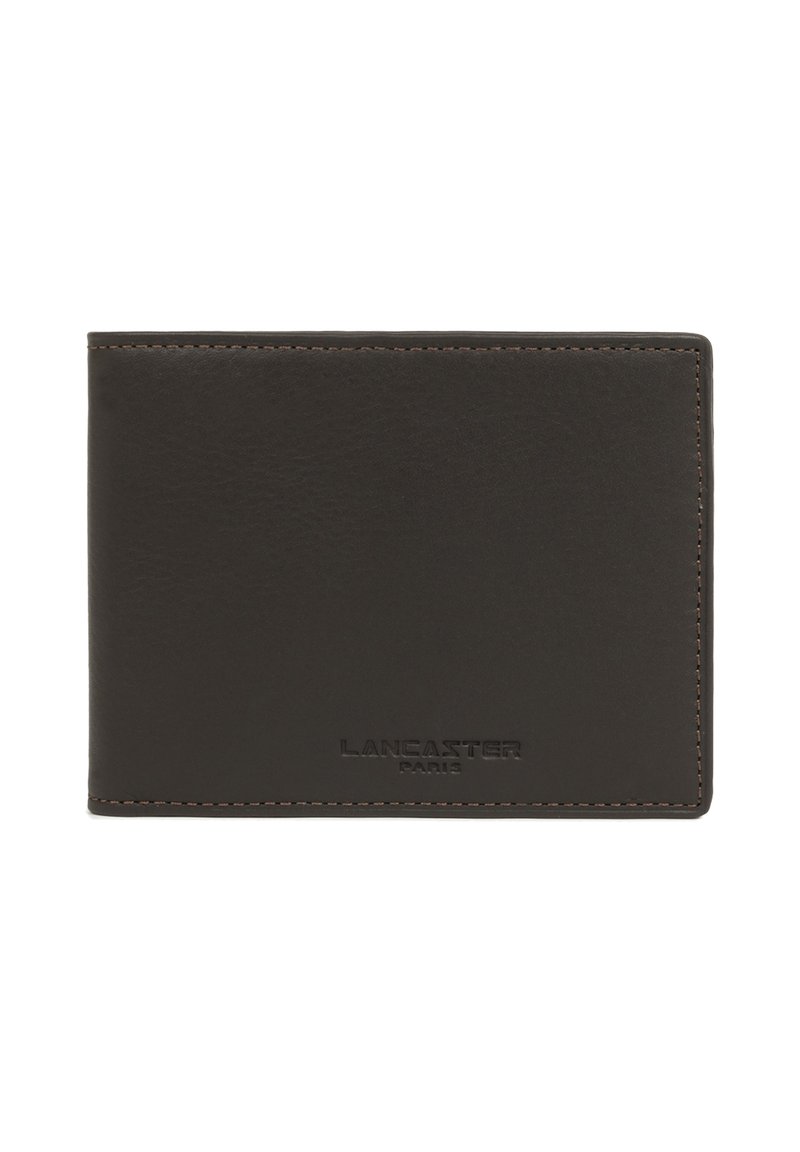 Portafoglio bifold in pelle marrone scuro con cuciture visibili e "Lancaster Paris" impresso al centro nella parte anteriore.