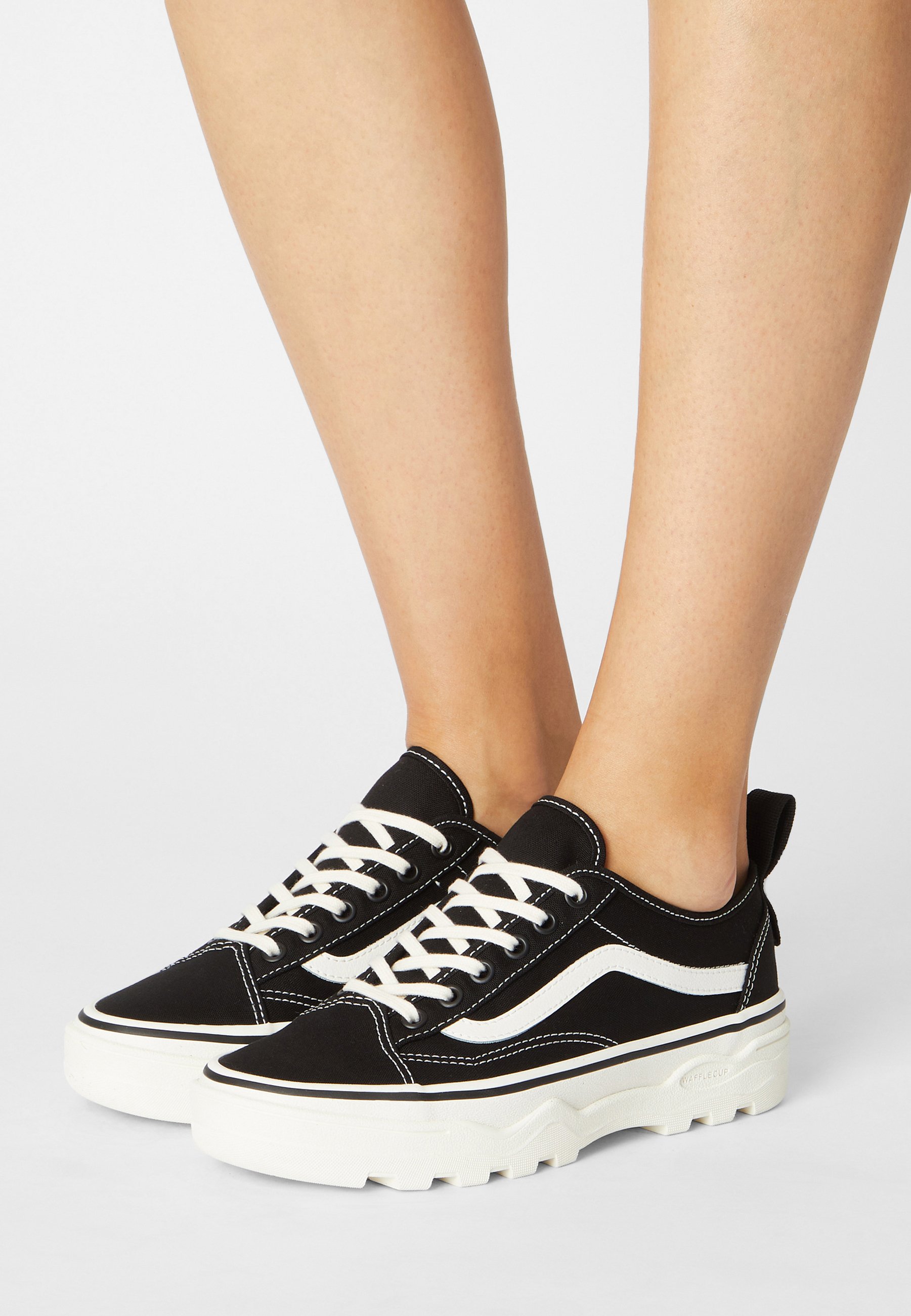 soporte Precipicio a menudo Vans SENTRY OLD SKOOL - Zapatillas - black/marshmallow/negro - Zalando.es