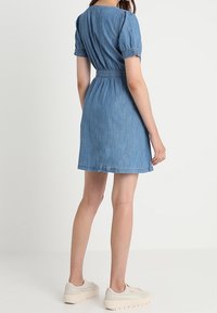 Madewell Vapaa-ajan mekko - light-blue denim