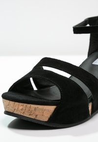 Pier One Sandalen met plateauzool - black