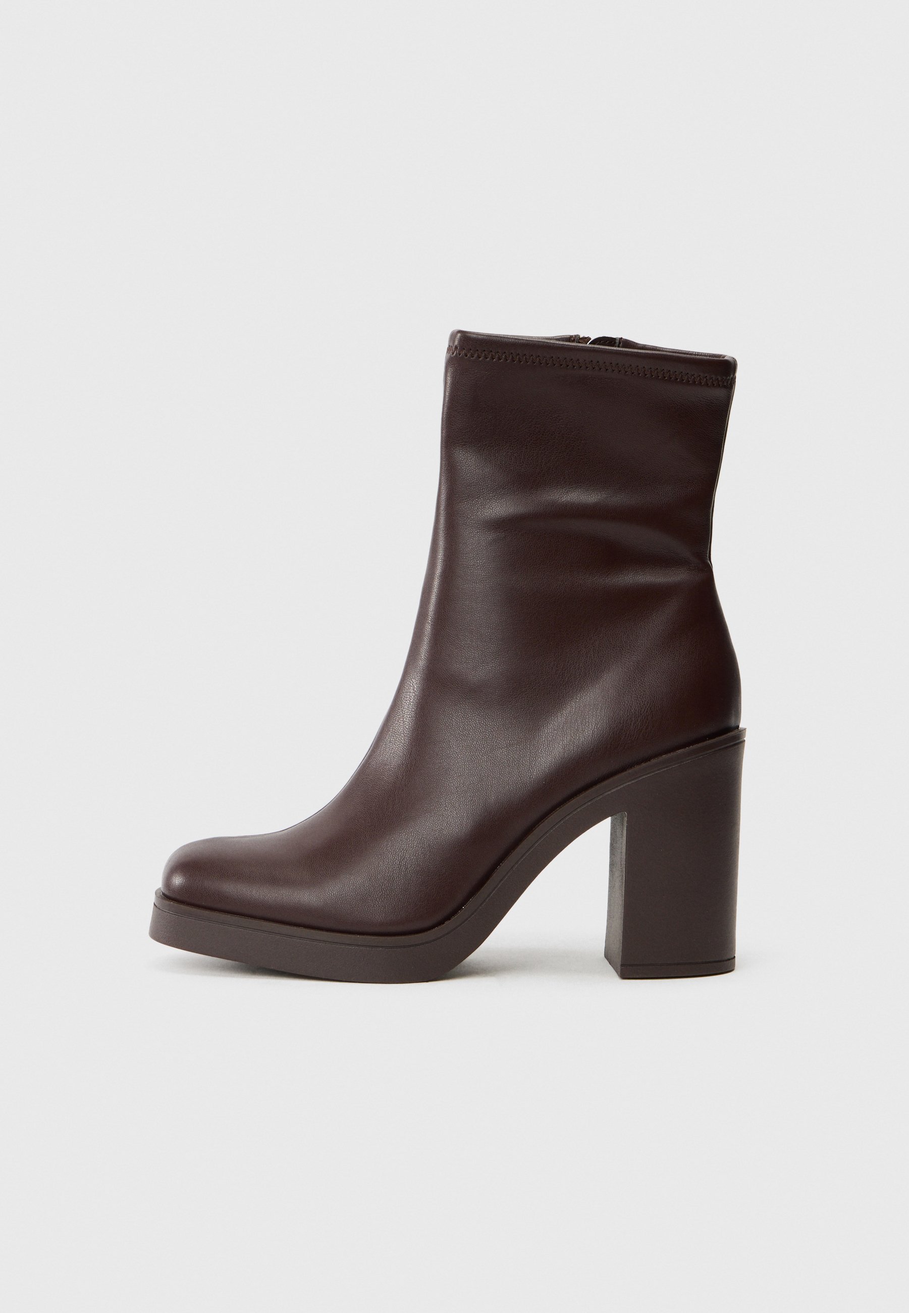 Bottines Steve Madden Mistin Noires à Bout Pointu - Taille 6, Talon Bloc, Occasion
