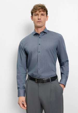 BODY FIT HAIFISCH - Overhemd - marine