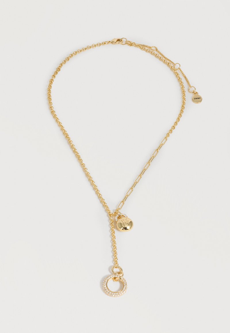 Χρυσό κολιέ αλυσίδα με ανάμεικτα στύλ συνδέσμων, με ένα μικρό στρογγυλό γούρι και ένα κυκλικό με κρύσταλλα διακοσμημένο μενταγιόν.