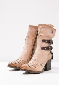 A.S.98 Cowboy- / Bikerboots - taupe
